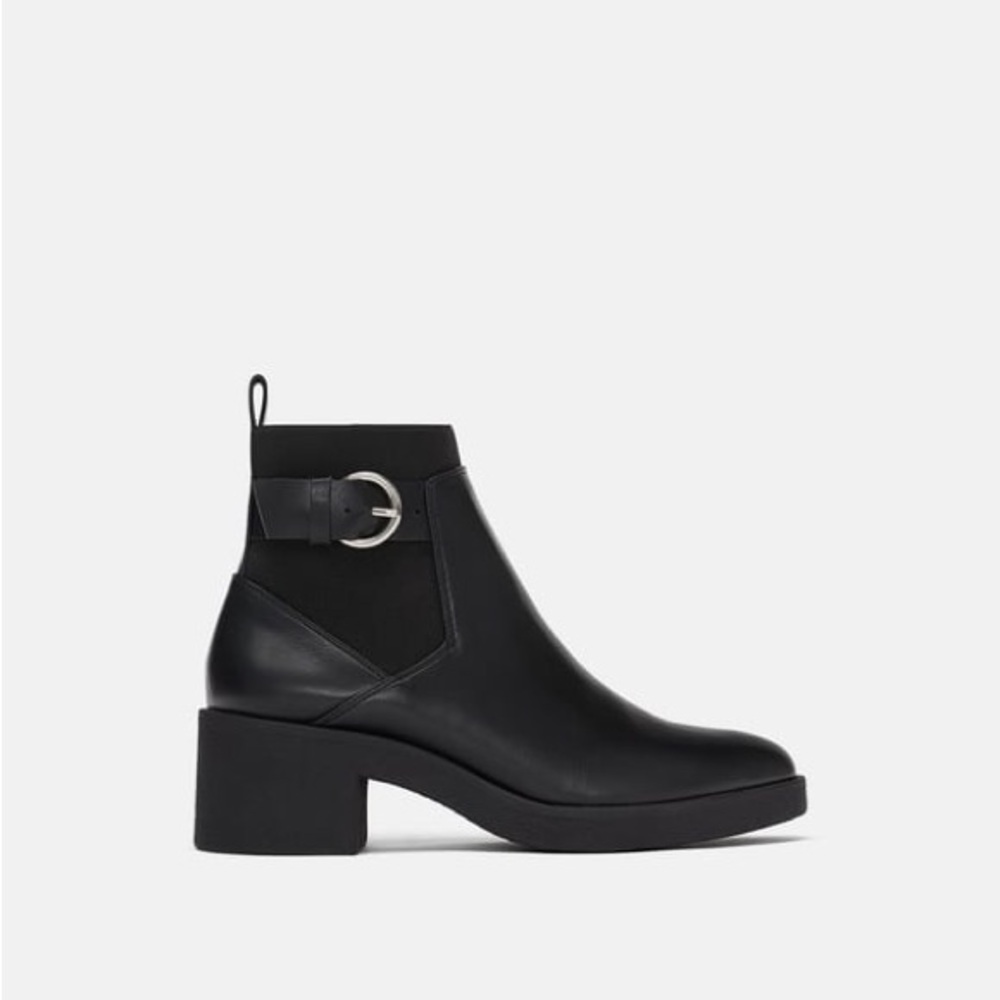 Chunky black Zara booties with pointed toe